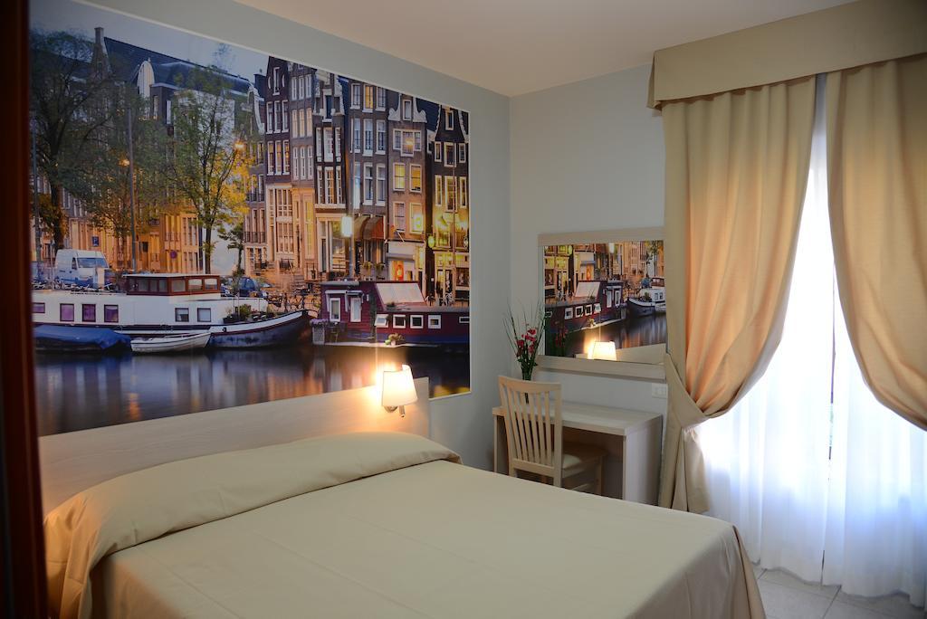 B&B Europa Potenza Rum bild
